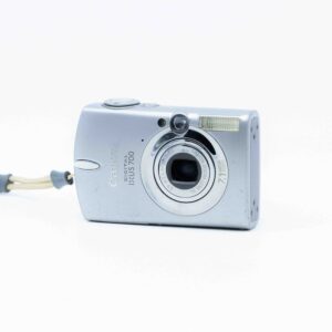 Canon IXUS 700